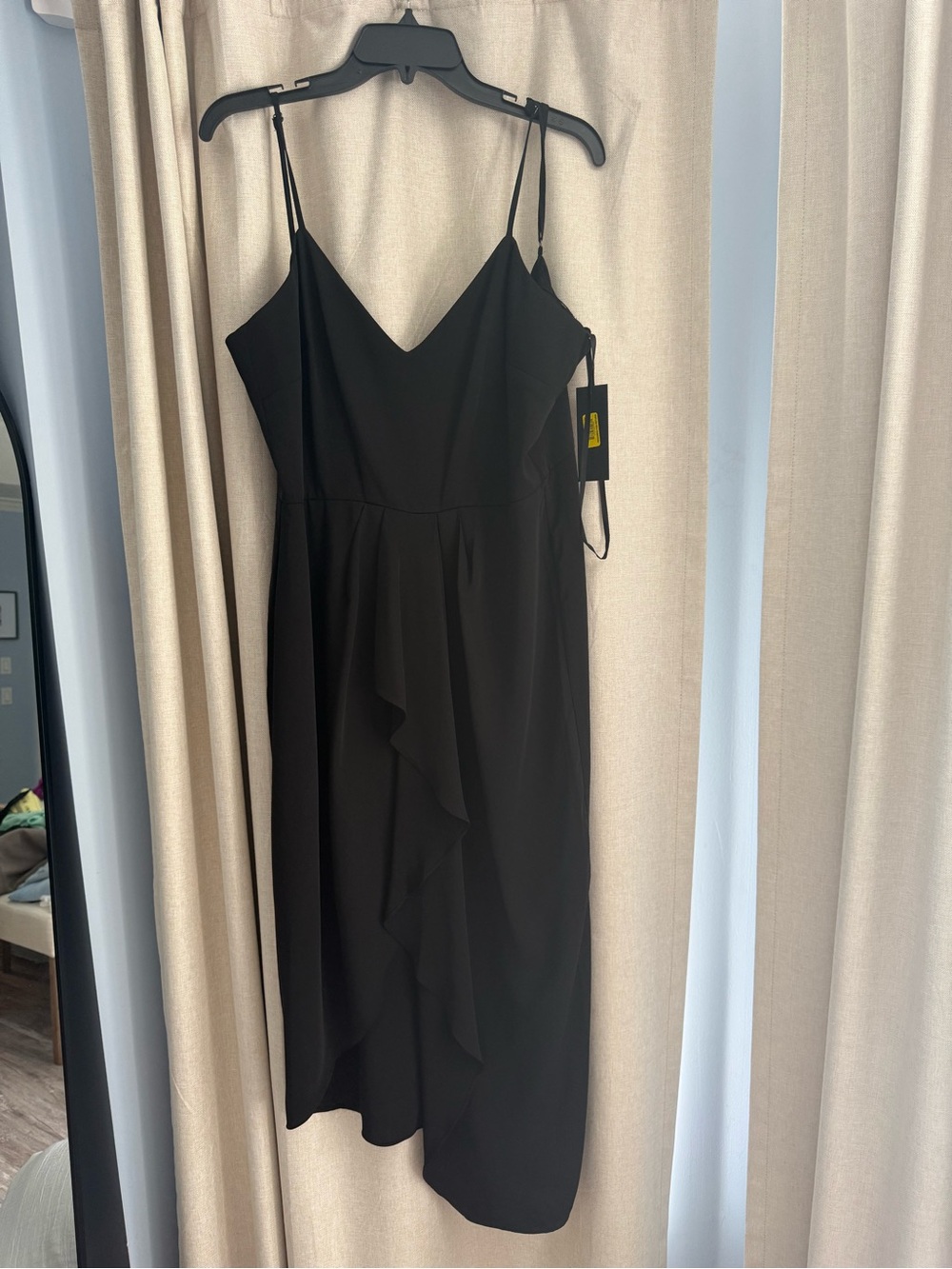 Gianni Bini Black Midi Spaghetti-Strap Dress